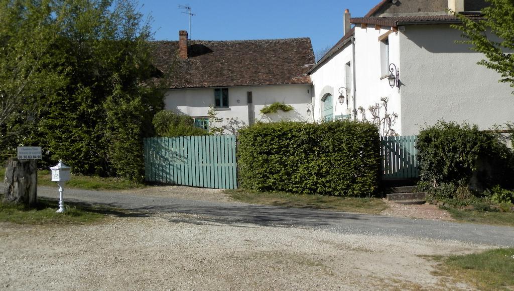 Domaine De Varenne Saint-Amand-en-Puisaye Exterior foto